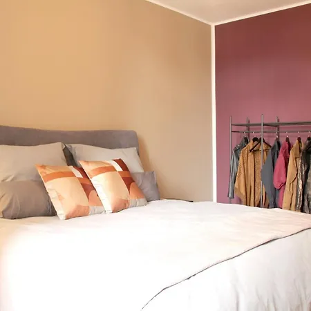Apartment Zentrales Newyork-designapartment Mit 2 Betten Nahe Messe L Flughafen